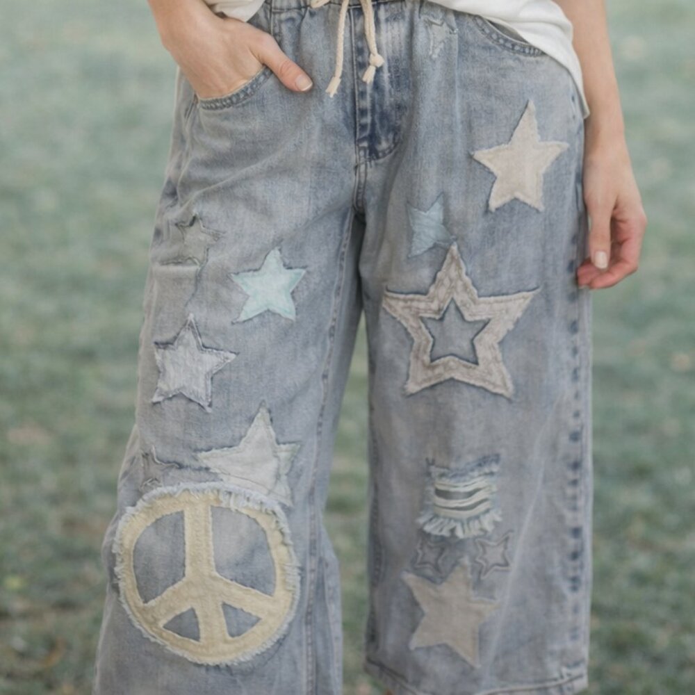 Blue Velvet Denim Star & Peace Patch Distressed Straight Wide Leg Jeans – Large